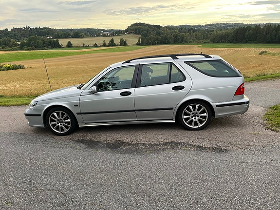 Saab 9-5 2 of 13