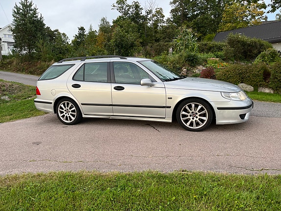 Saab 9-5 3 of 13