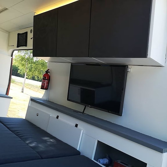 Ford Transit 30 of 30