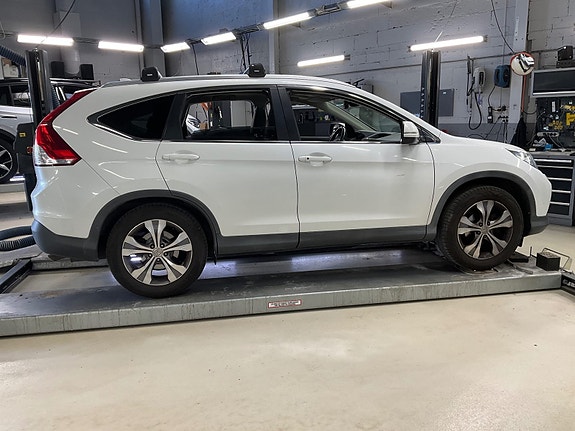 Honda CR-V 8 of 15