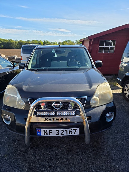 Nissan X-Trail 9 of 9