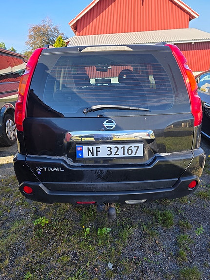 Nissan X-Trail 6 of 9