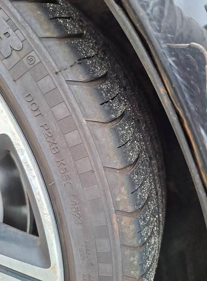 Volvo V70 12 of 16