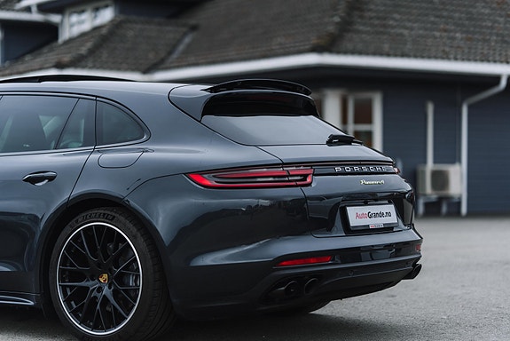Porsche Panamera 5 of 26