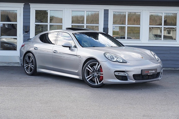 Porsche Panamera 2 of 20