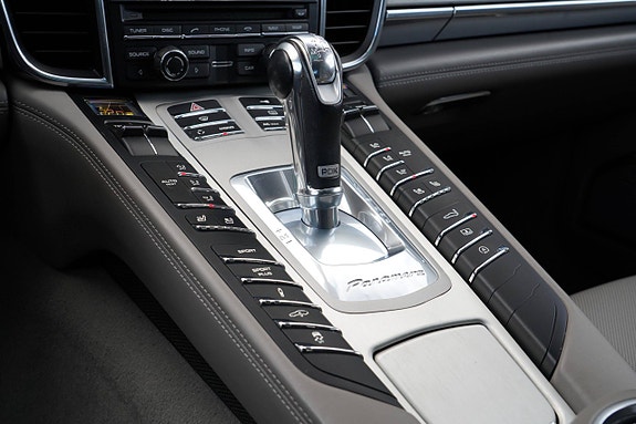 Porsche Panamera 9 of 20