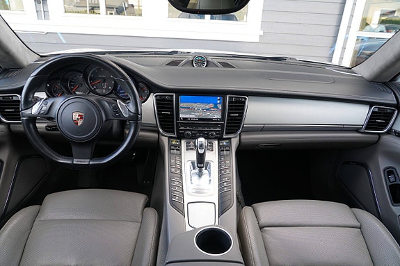 Porsche Panamera 11 of 20