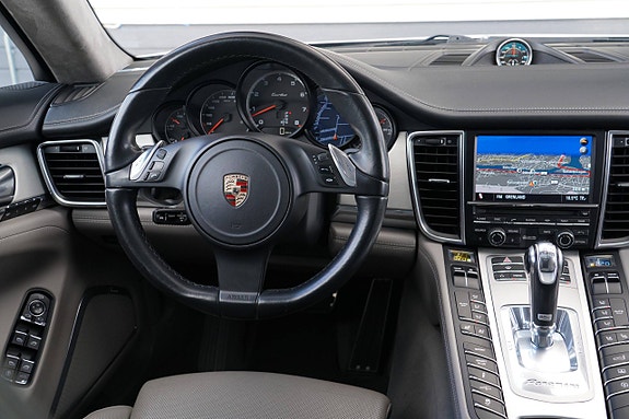 Porsche Panamera 13 of 20