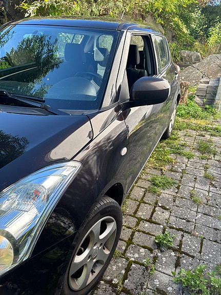 Suzuki Swift 2 of 14
