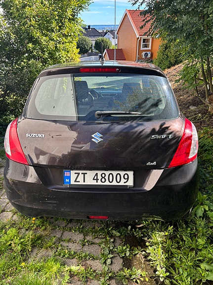 Suzuki Swift 12 of 14
