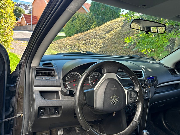 Suzuki Swift 4 of 14