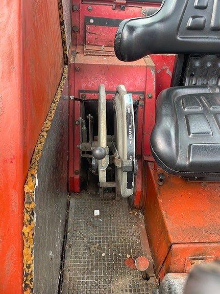 Massey Ferguson 265 13 of 14