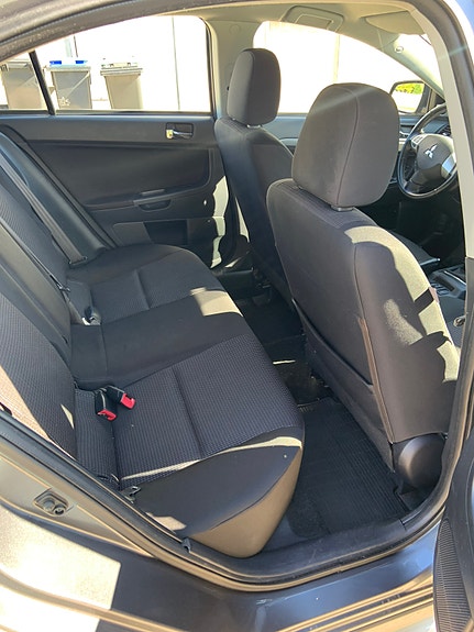 Mitsubishi Lancer 11 of 13