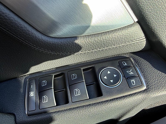 Mercedes-Benz C220 d 13 of 13