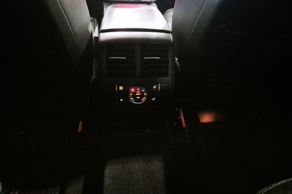 Mercedes-Benz GL320 22 of 23