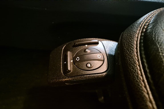 Mercedes-Benz GL320 20 of 23