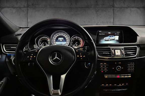 Mercedes-Benz 220 D 19 of 19