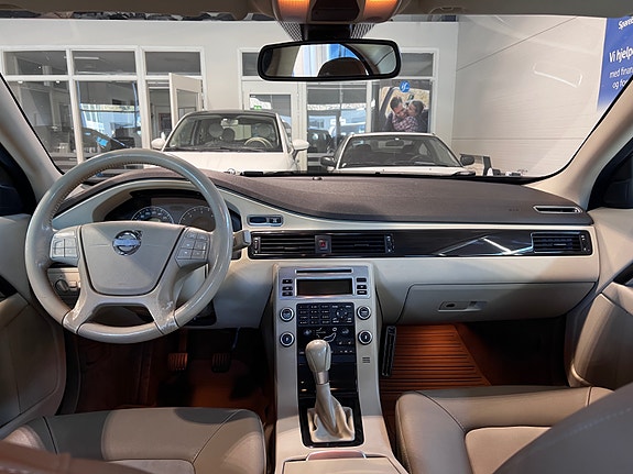 Volvo S80 24 of 30