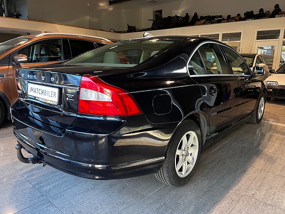 Volvo S80 11 of 30