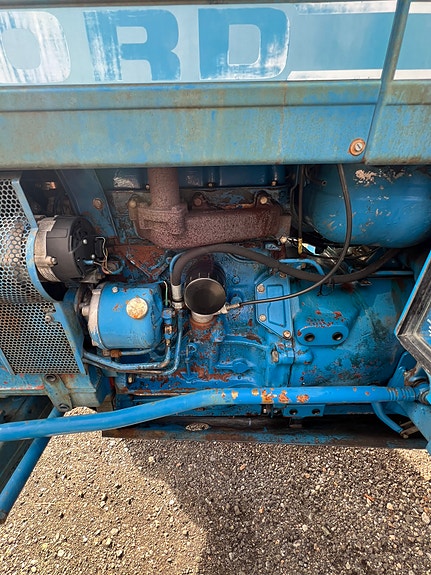 Ford 4610 8 of 13