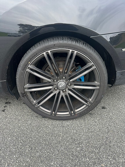 Mercedes-Benz E350 27 of 27