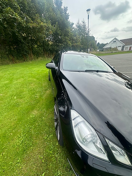 Mercedes-Benz E350 12 of 27