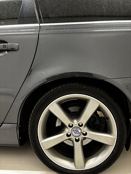 Volvo V70 9 of 14