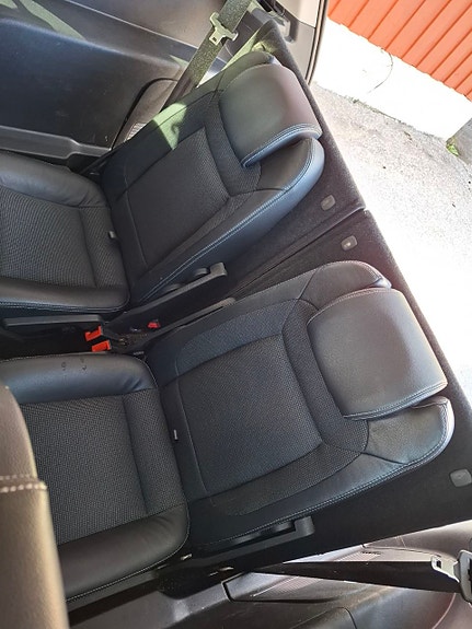 Ford S-MAX 11 of 17