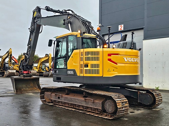 Volvo ECR235 EL, 2016 Mod, 8052 timer, Rototilt, Topcon GPS, Sentralsmøring, Nylig service og sertifisering. 4 of 30