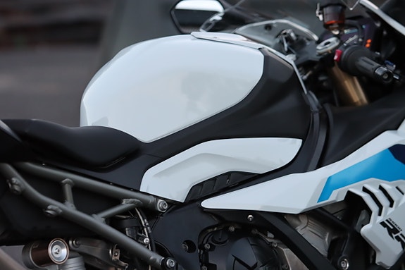BMW S 1000 RR 15 of 24