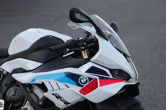 BMW S 1000 RR 2 of 24