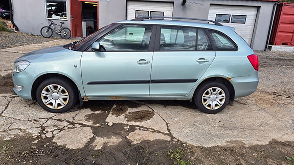 Skoda Fabia 4 of 30