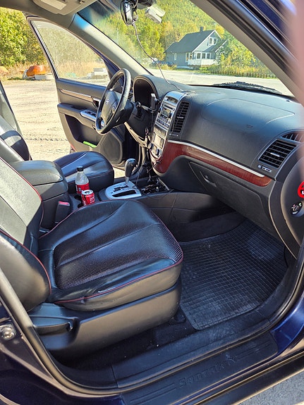 Hyundai Santa Fe 13 of 18