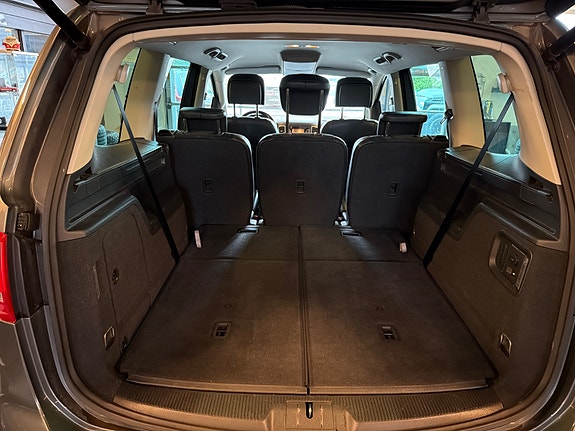 Volkswagen Sharan 8 of 13