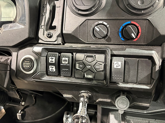 Can-Am Traxter XU HD9 29 of 30