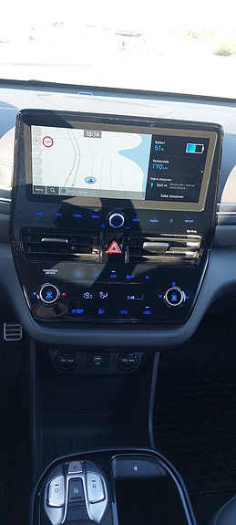 Hyundai IONIQ 11 of 20