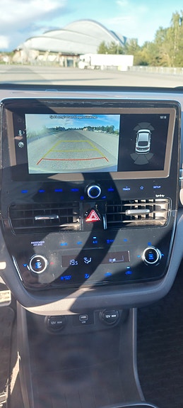 Hyundai IONIQ 16 of 20