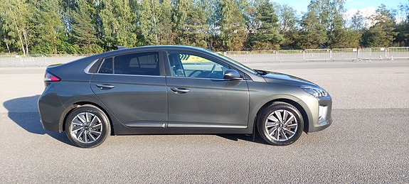 Hyundai IONIQ 3 of 20