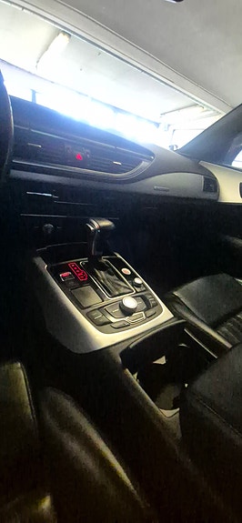 Audi A7 8 of 17