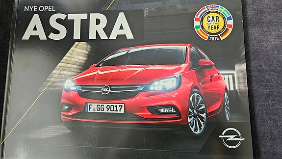 Opel Astra 17 of 25