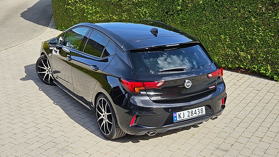 Opel Astra 3 of 25