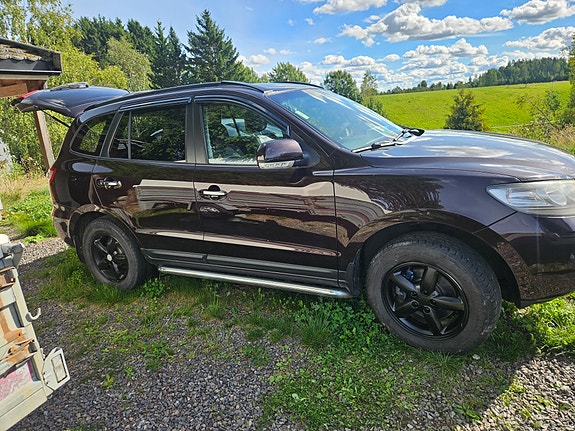 Hyundai Santa Fe 3 of 12