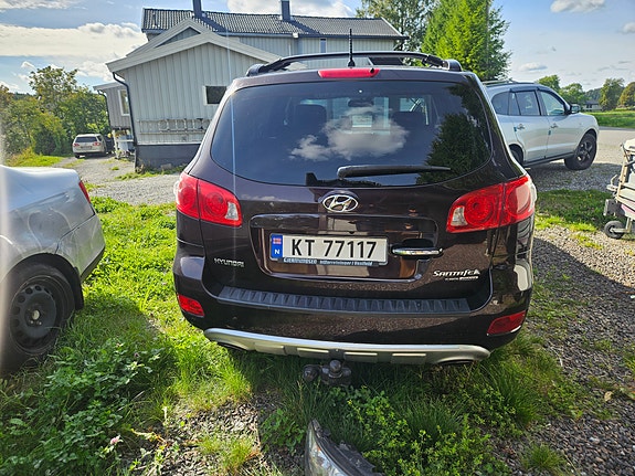 Hyundai Santa Fe 4 of 12