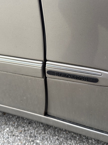 Mercedes-Benz E220 21 of 22