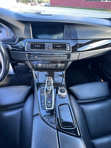BMW 525d 23 of 28