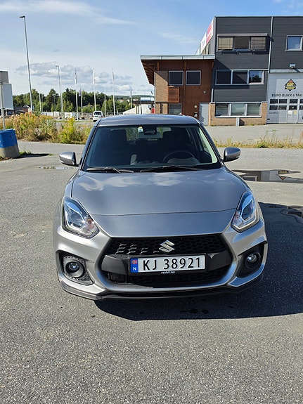 Suzuki Swift 2 of 11