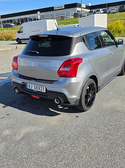 Suzuki Swift 7 of 11