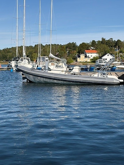 Arctic Blue 22 2 of 19