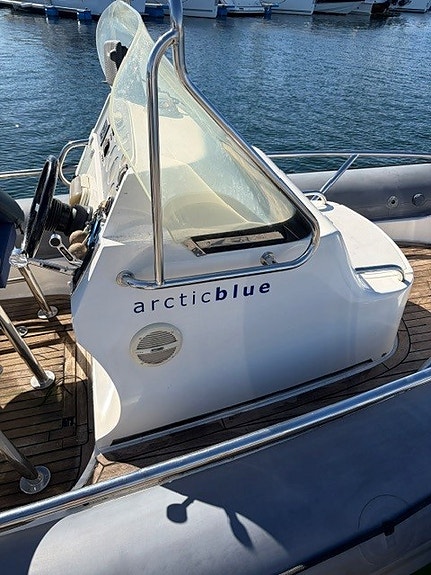 Arctic Blue 22 5 of 19
