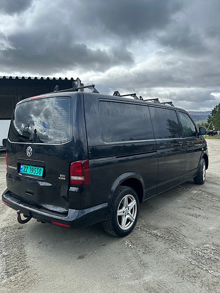 Volkswagen Transporter 2 of 21
